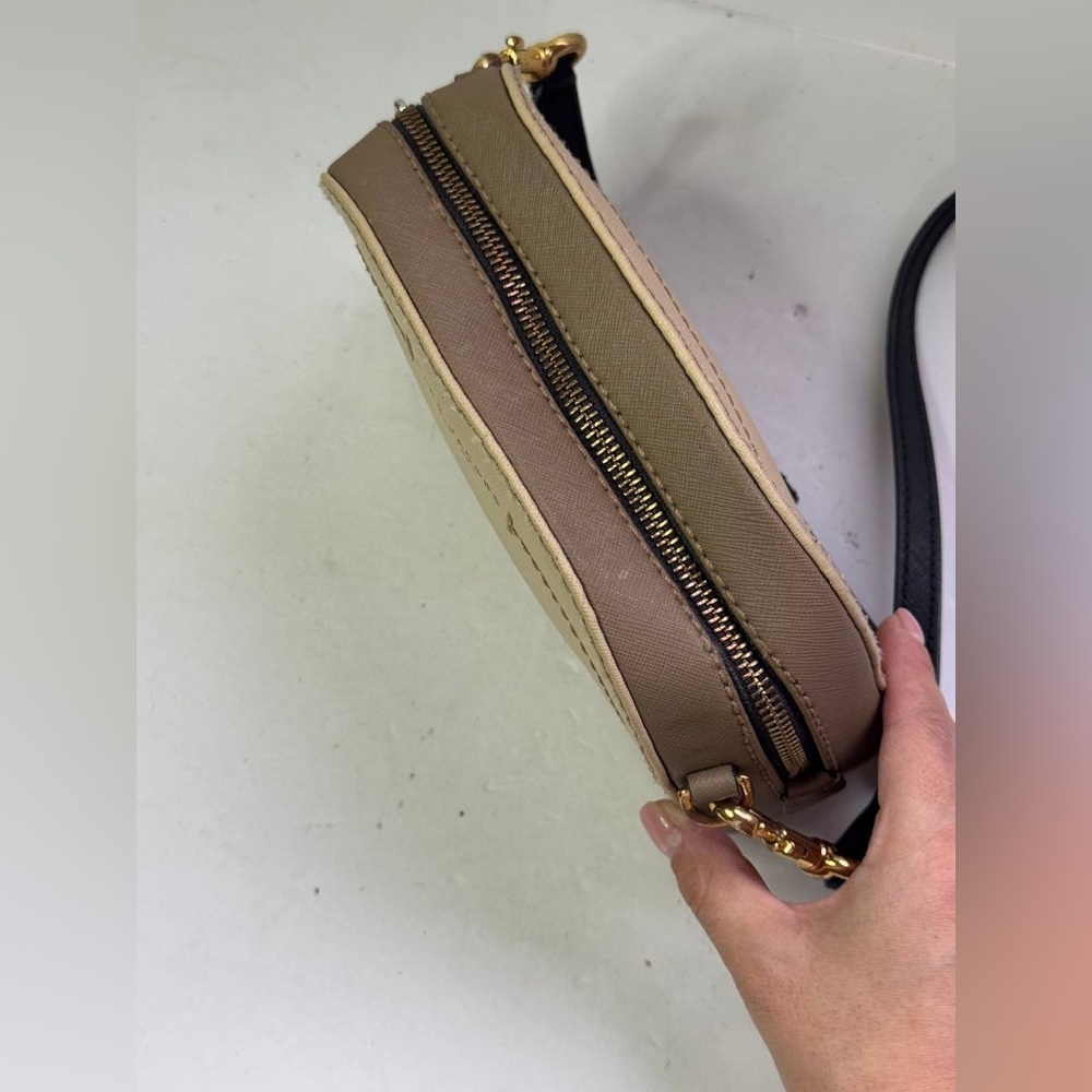 Marc Jacobs Beige Leather Playback Crossbody Bag - Picture 6 of 14